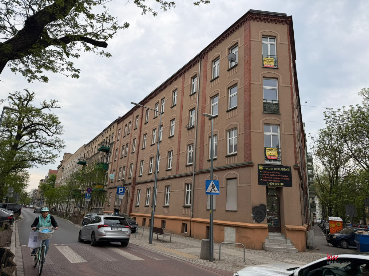 107525141 2 POKOJE W ZREWITALIZOWANEJ KAMIENICY | ŁAZARZ