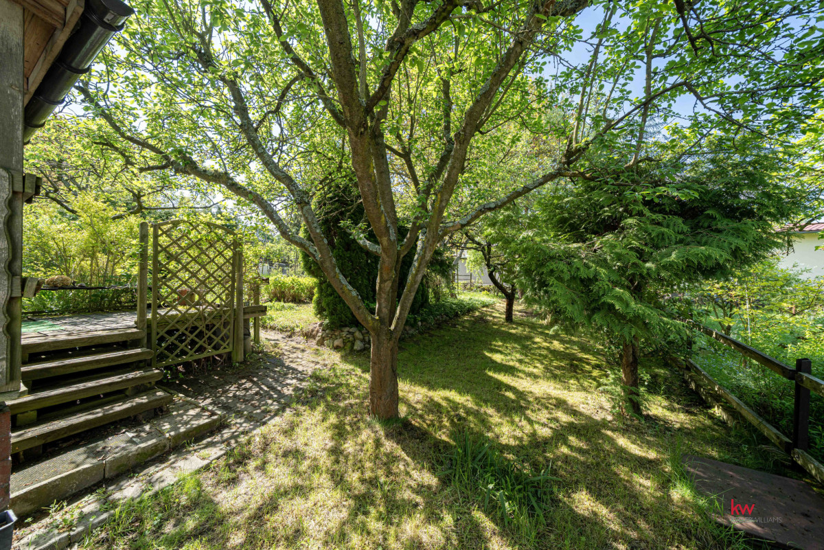 108087986 Urokliwa działka ROD 362 m², domek bieszczadzkiki