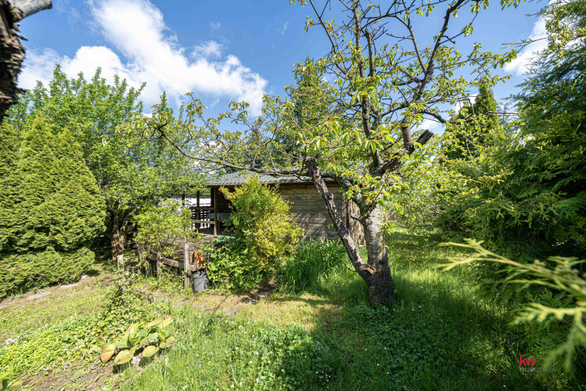 108088001 Urokliwa działka ROD 362 m², domek bieszczadzkiki