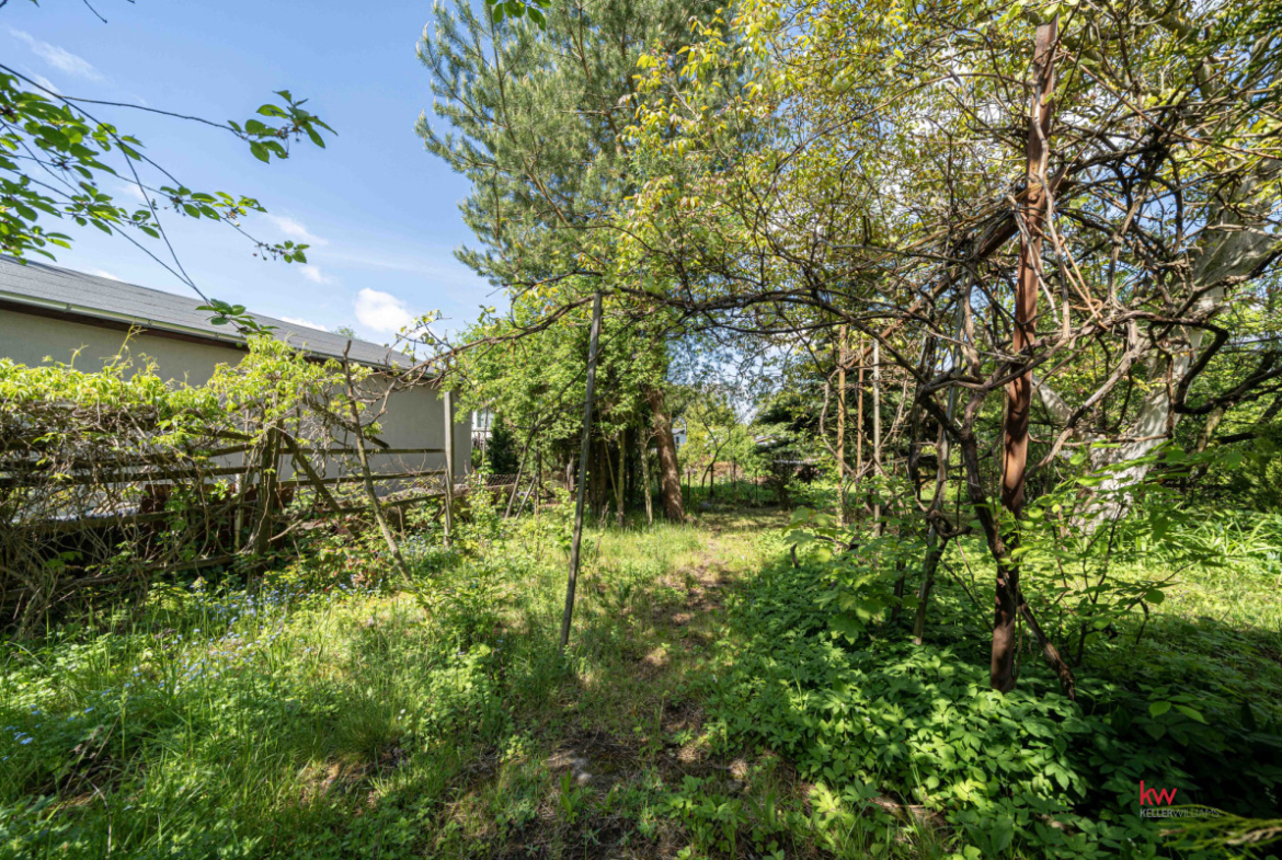 Urokliwa działka ROD 362 m², domek bieszczadzkiki