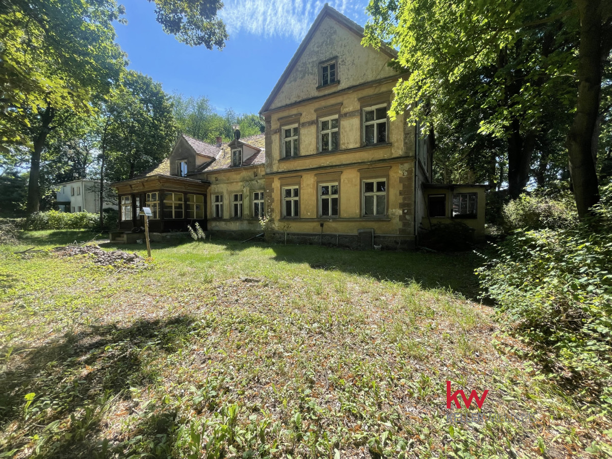 74022341 Dla inwestora lub prywatna rezydencja z parkiem