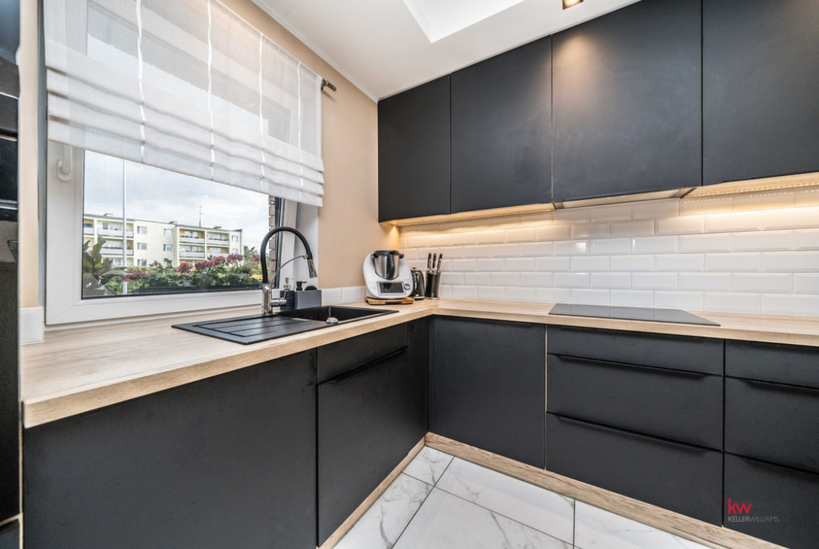 Dom w zabudowie dwulokalowe – 77,76m , z pięknym t