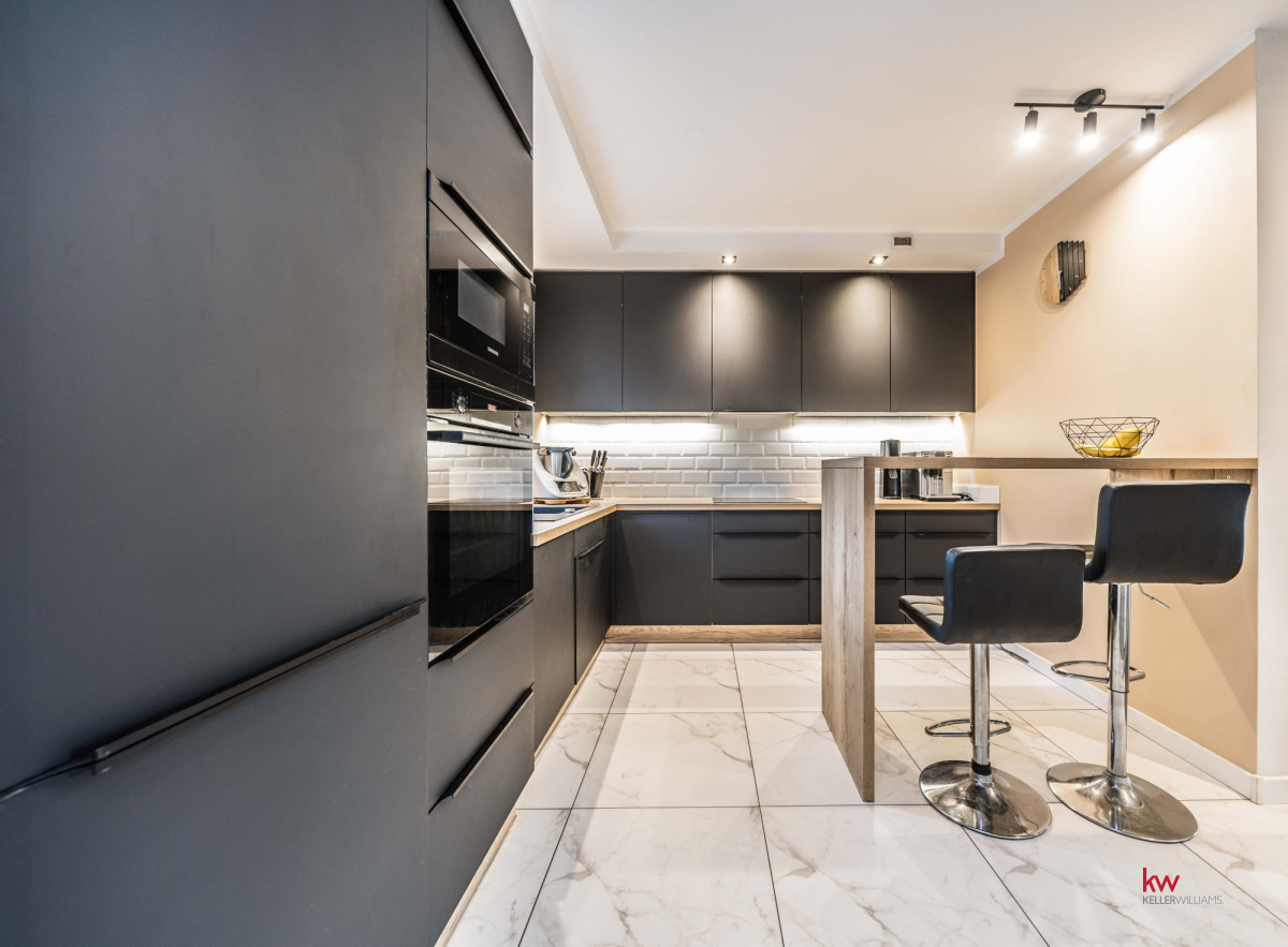 108531680 Dom w zabudowie dwulokalowe – 77,76m , z pięknym t