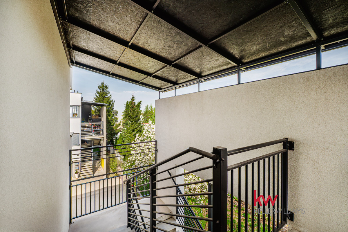 90863783 Mieszkanie 3-pokojowe z balkonem i garażem