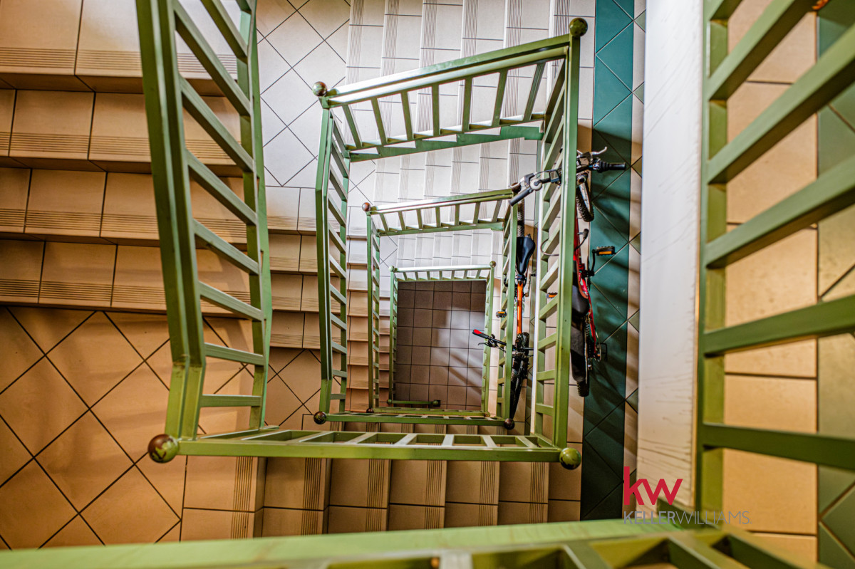 96829193 50 m² po remoncie 2025 ; garaż w cenie