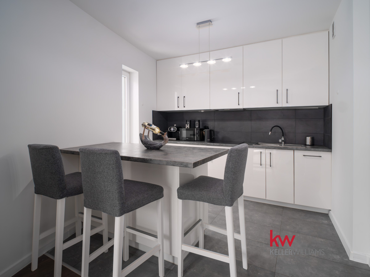 104065385 Apartament w Pobierowie mieszkalno-pensjonatowy