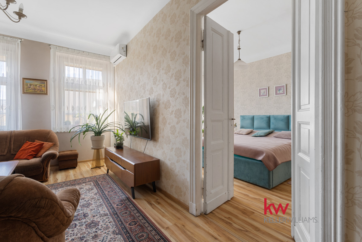 107064740 100 m² | Kamienica z 1910 r. Balkon, Klimatyzacja