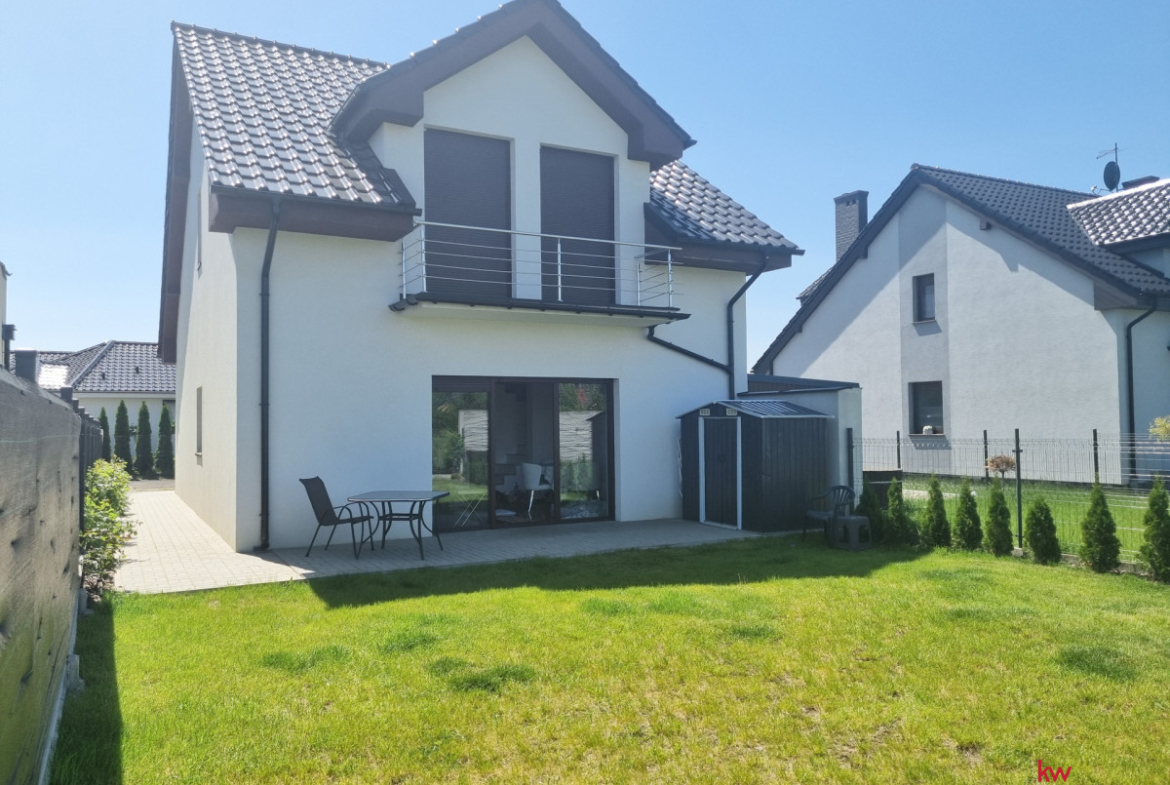 Dom 130 m2, wysoki standard, z ogrodem, garażem