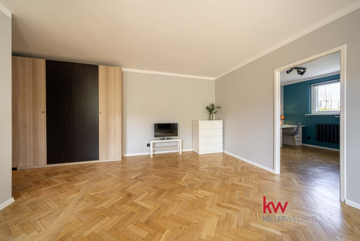 Mieszkanie 4 pokojowego z balkonem i piwnicą