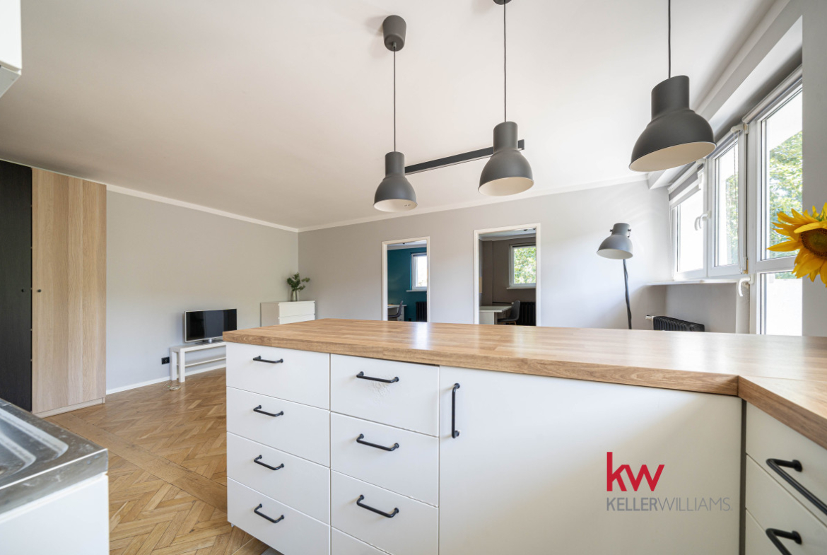 Mieszkanie 4 pokojowego z balkonem i piwnicą