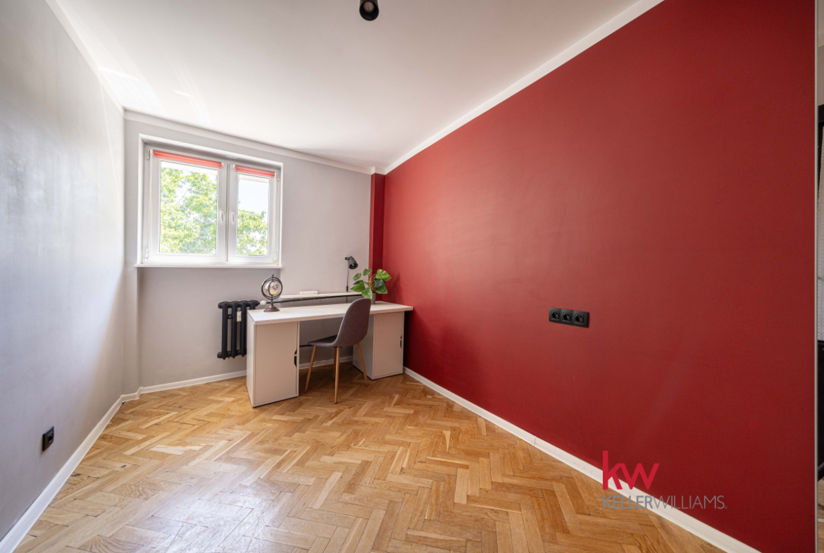 Mieszkanie 4 pokojowego z balkonem i piwnicą