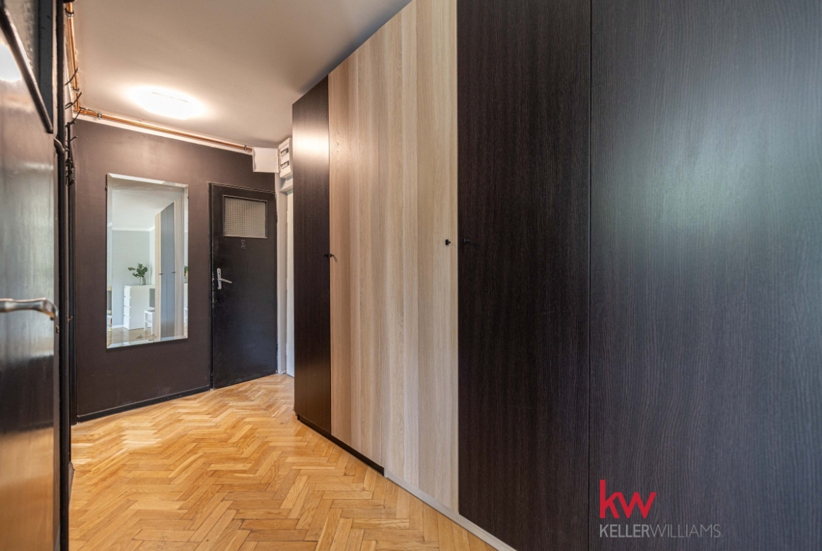 Mieszkanie 4 pokojowego z balkonem i piwnicą