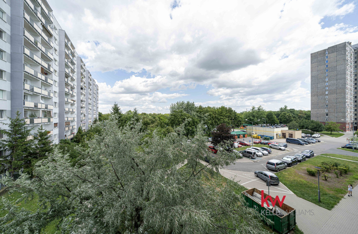 Dwa niezależne pokoje 48,80 m2 Orła Białego