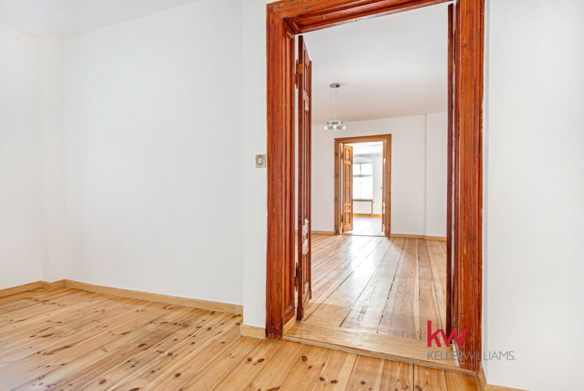 Przestronne w kamienicy 131,10 m2 centrum