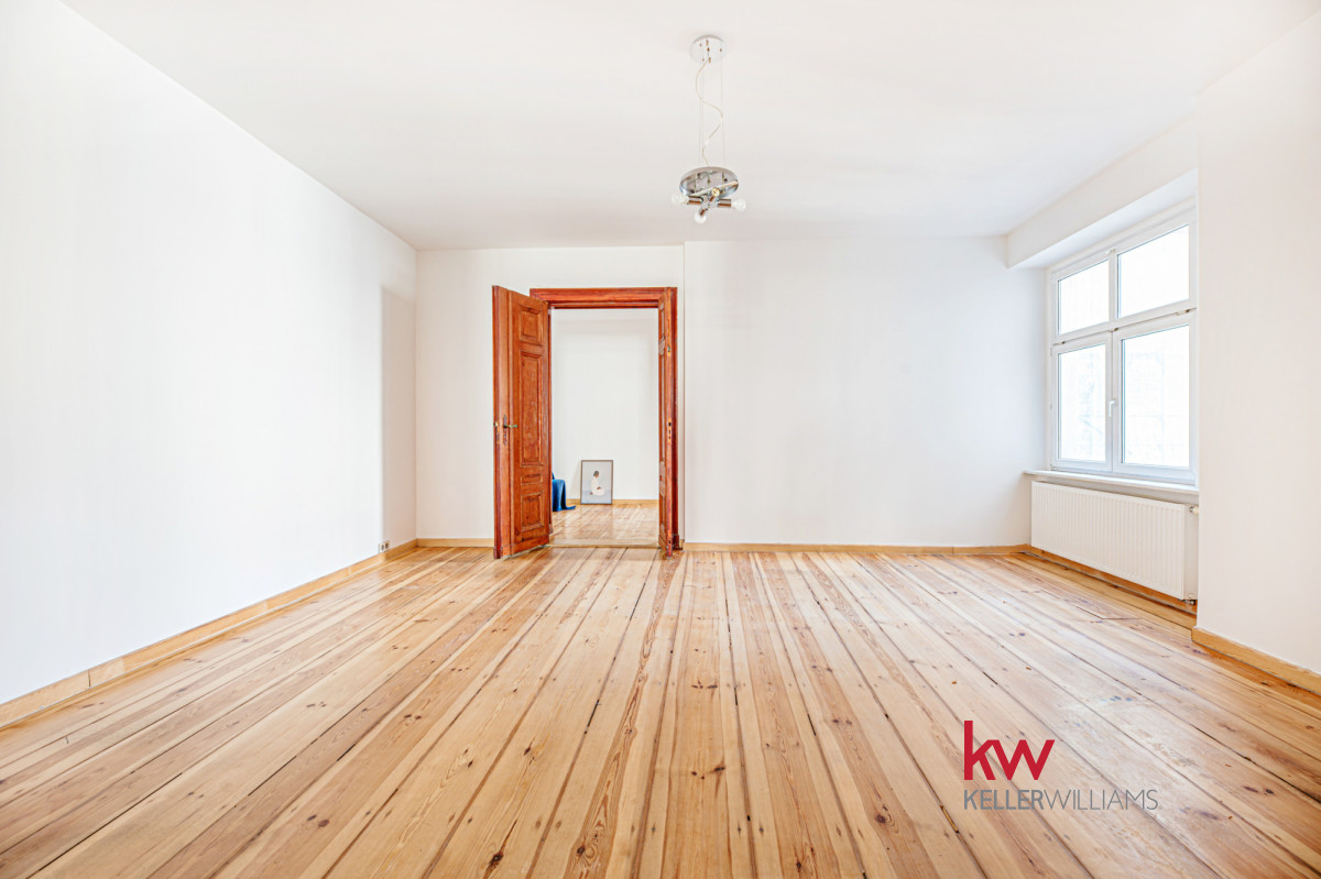 98454986 Przestronne w kamienicy 131,10 m2 centrum