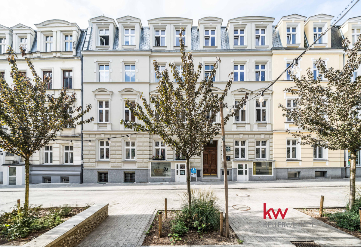 98455031 Przestronne w kamienicy 131,10 m2 centrum