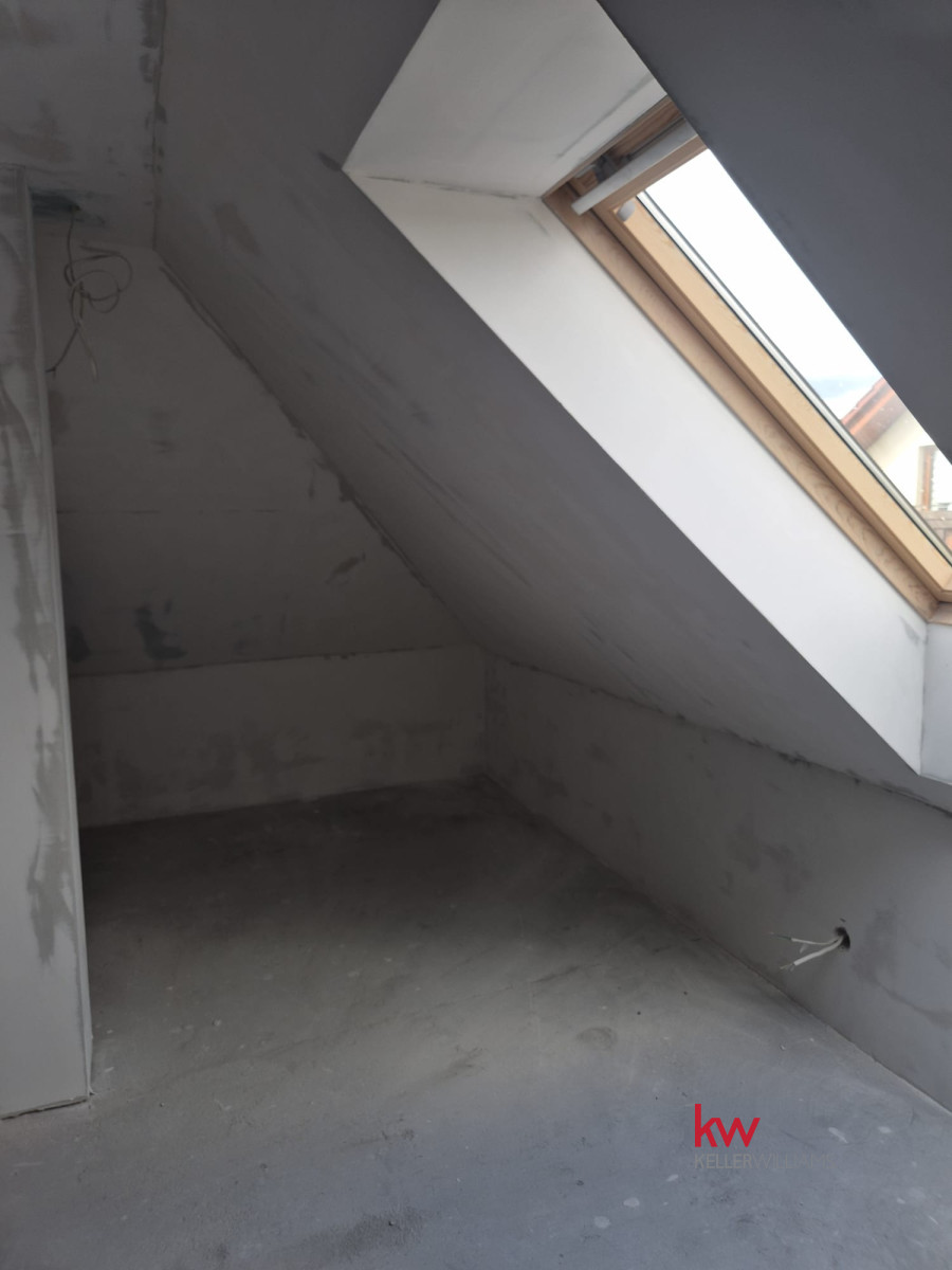 100739942 Przestronny dom dla rodziny blisko natury | Wyry |