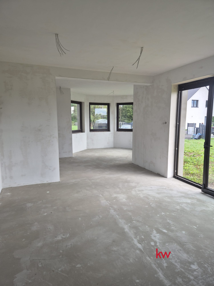 100739945 Przestronny dom dla rodziny blisko natury | Wyry |