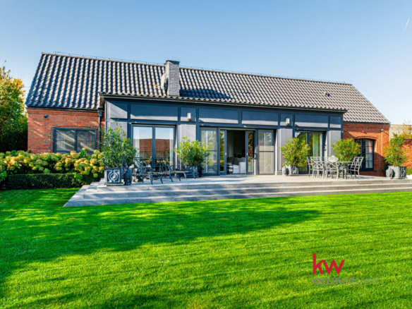 Ponadczasowa rezydencja | 7 400 m²