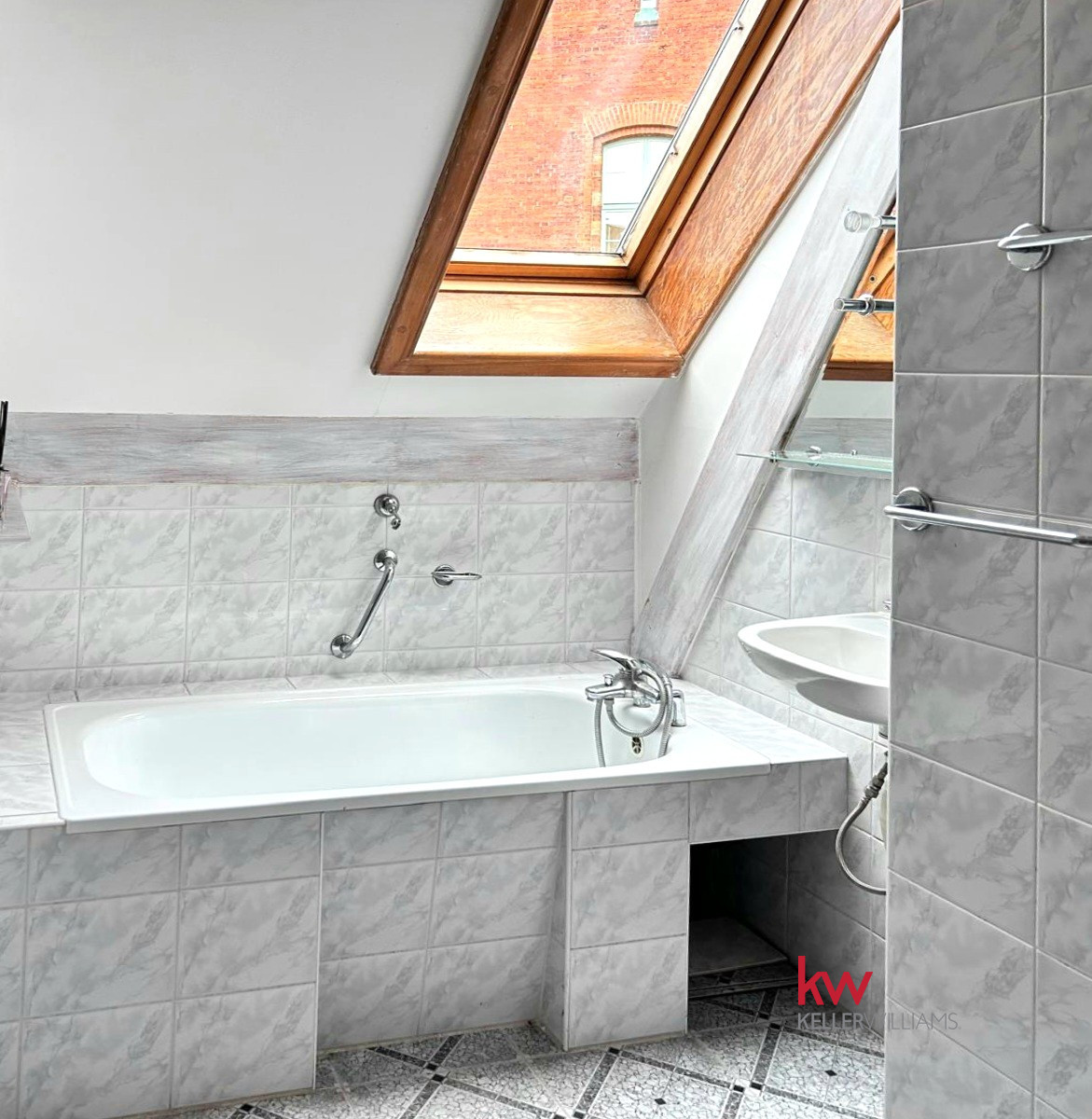 103081142 Klimatyczny LOFT w sercu Kwidzyna