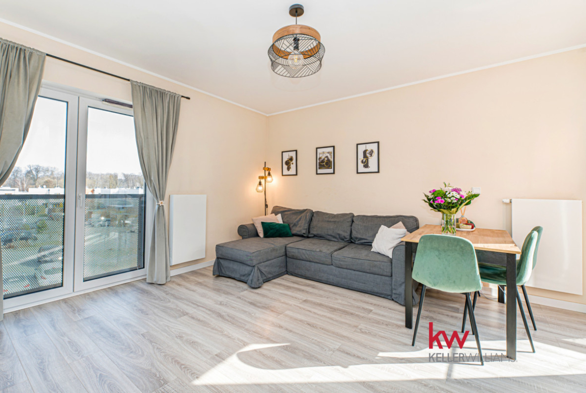 słoneczne mieszkanie m-3 DOPIEWIEC,  duży balkon