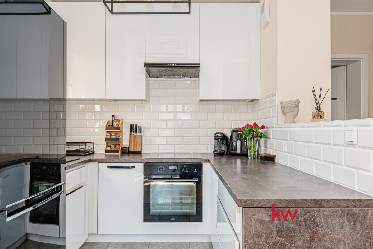 104805893 słoneczne mieszkanie m-3 DOPIEWIEC, duży balkon