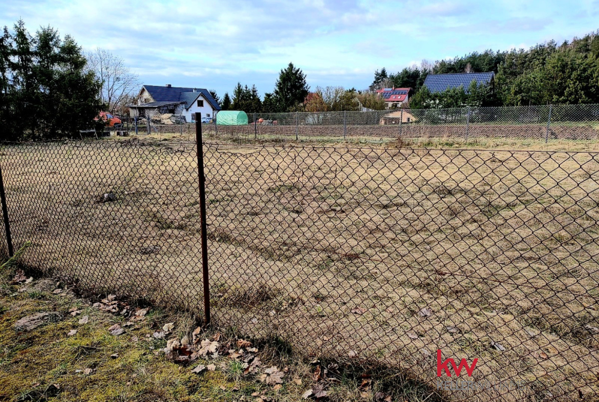 Działka 2000 m² plus własny sosnowy zakątek Ryjewo