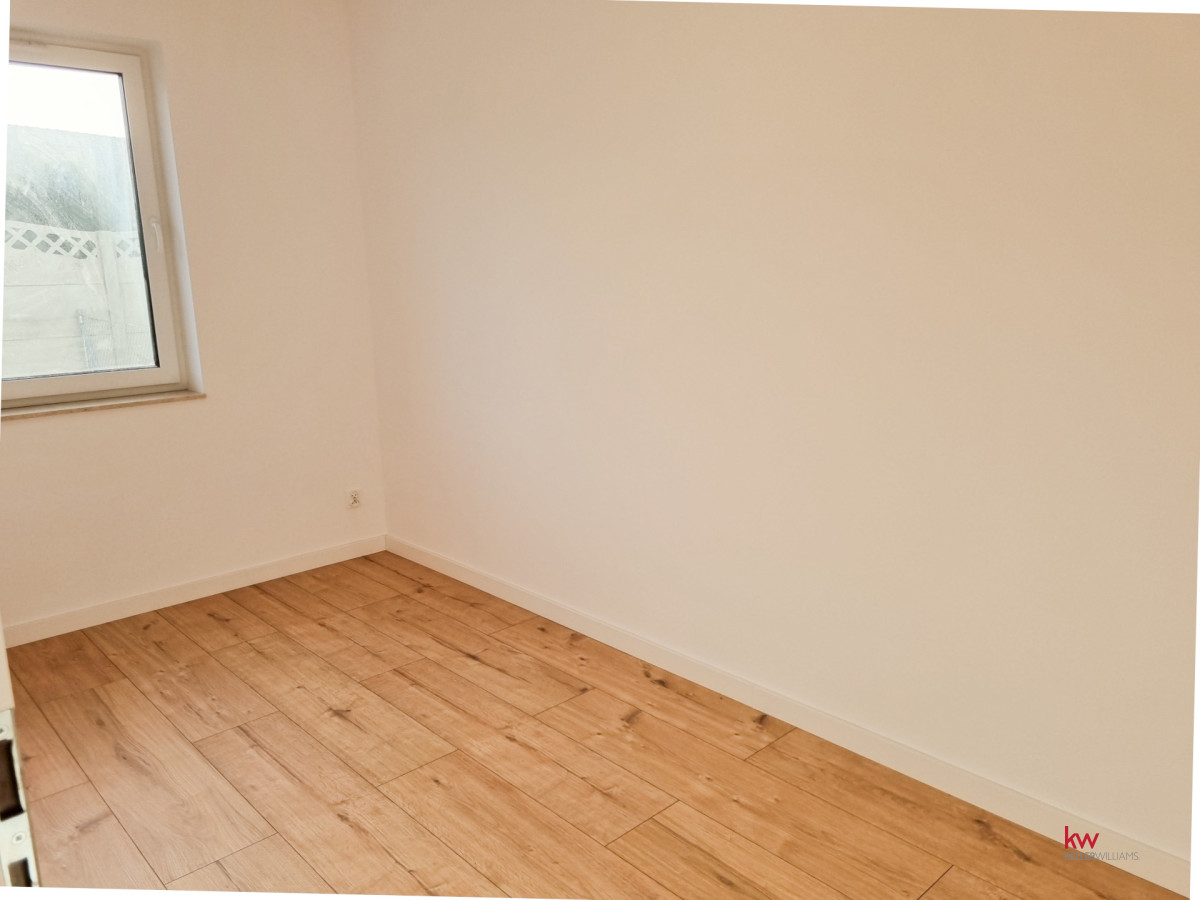 107428292 Mieszkanie 4-pokoje 62 m2 I piętro