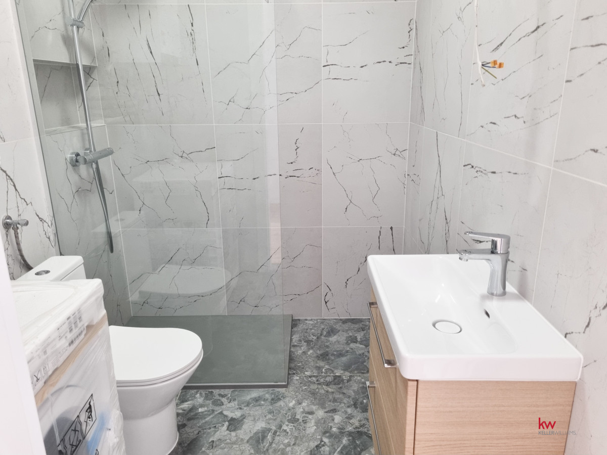 107428298 Mieszkanie 4-pokoje 62 m2 I piętro
