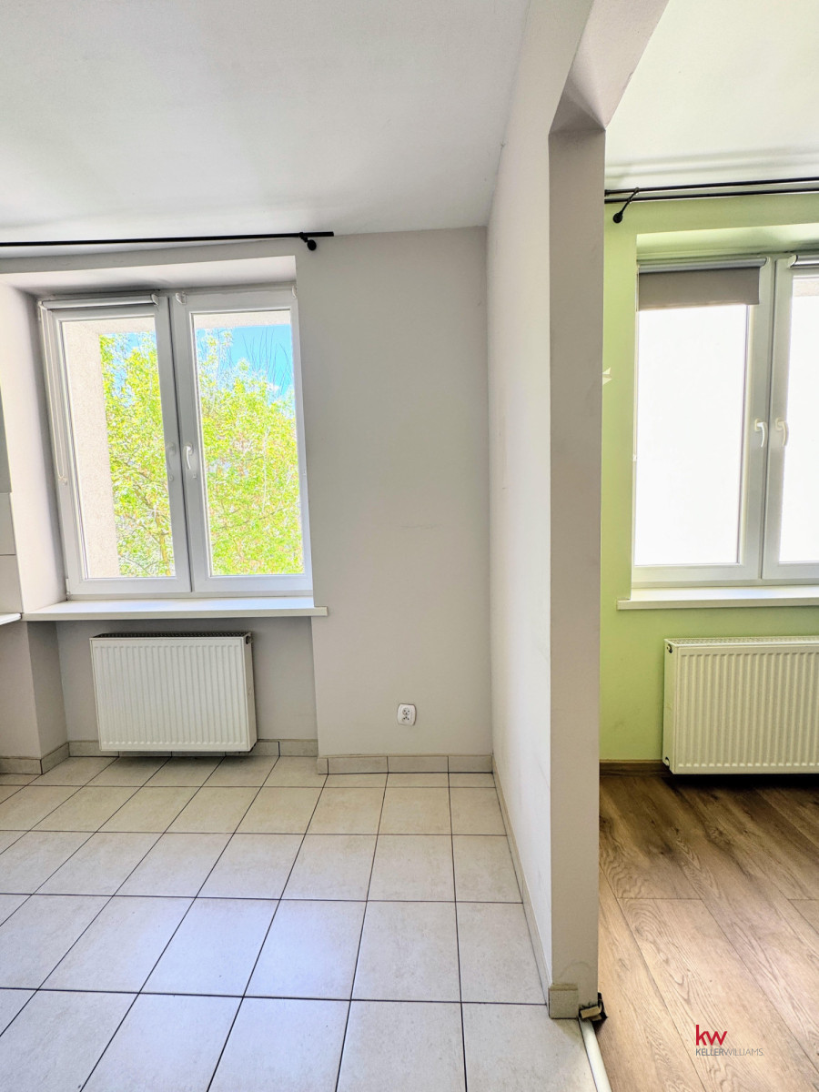 107484236 OKAZJA: Ustawna kawalerka w centrum Bytomia.