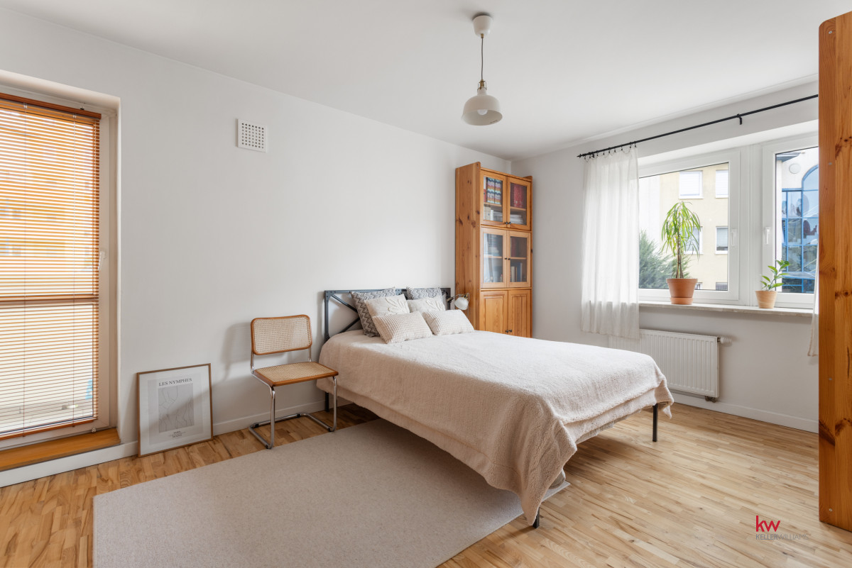 ATANER 2000-80,5 m²-Garaż + komórka-Os. Batorego