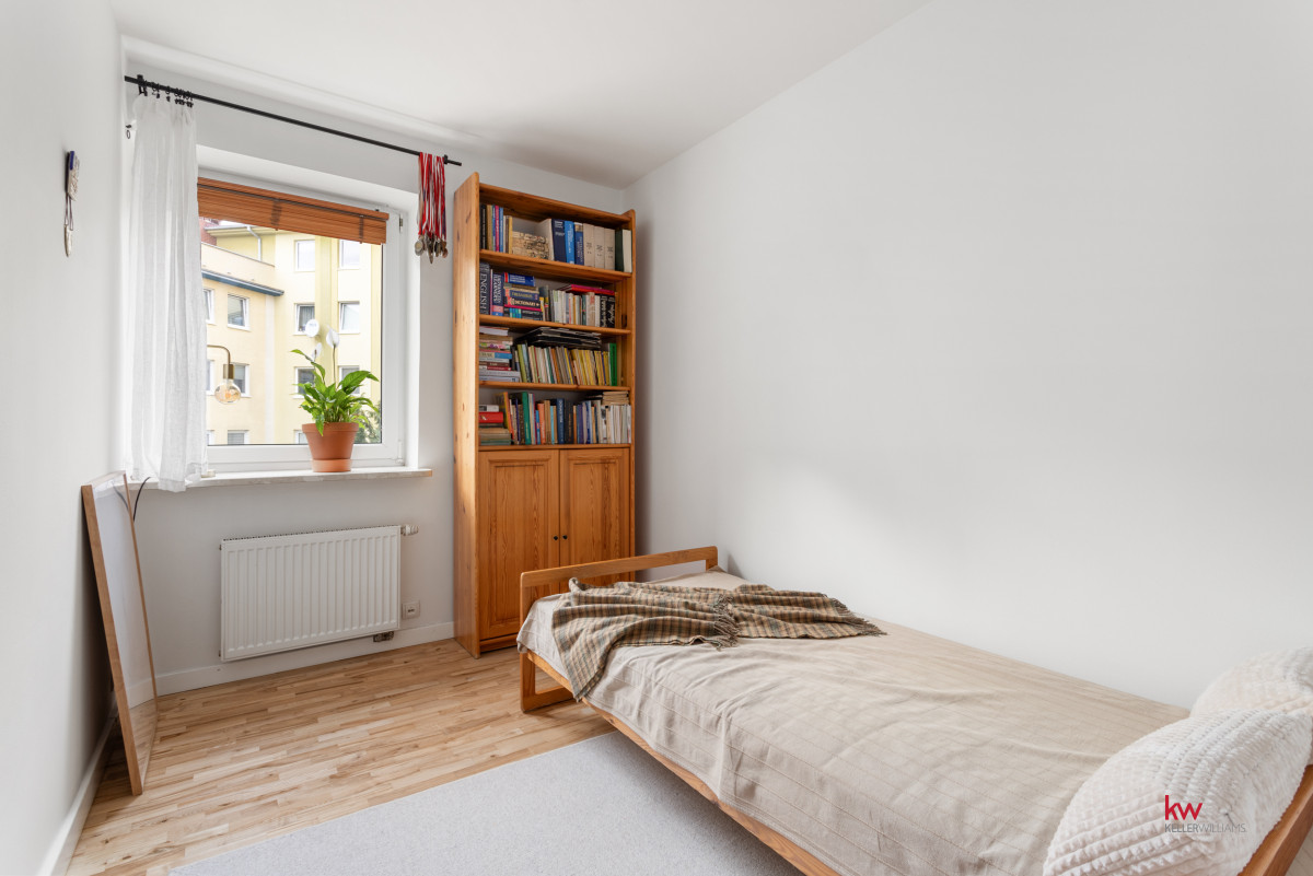 ATANER 2000-80,5 m²-Garaż + komórka-Os. Batorego