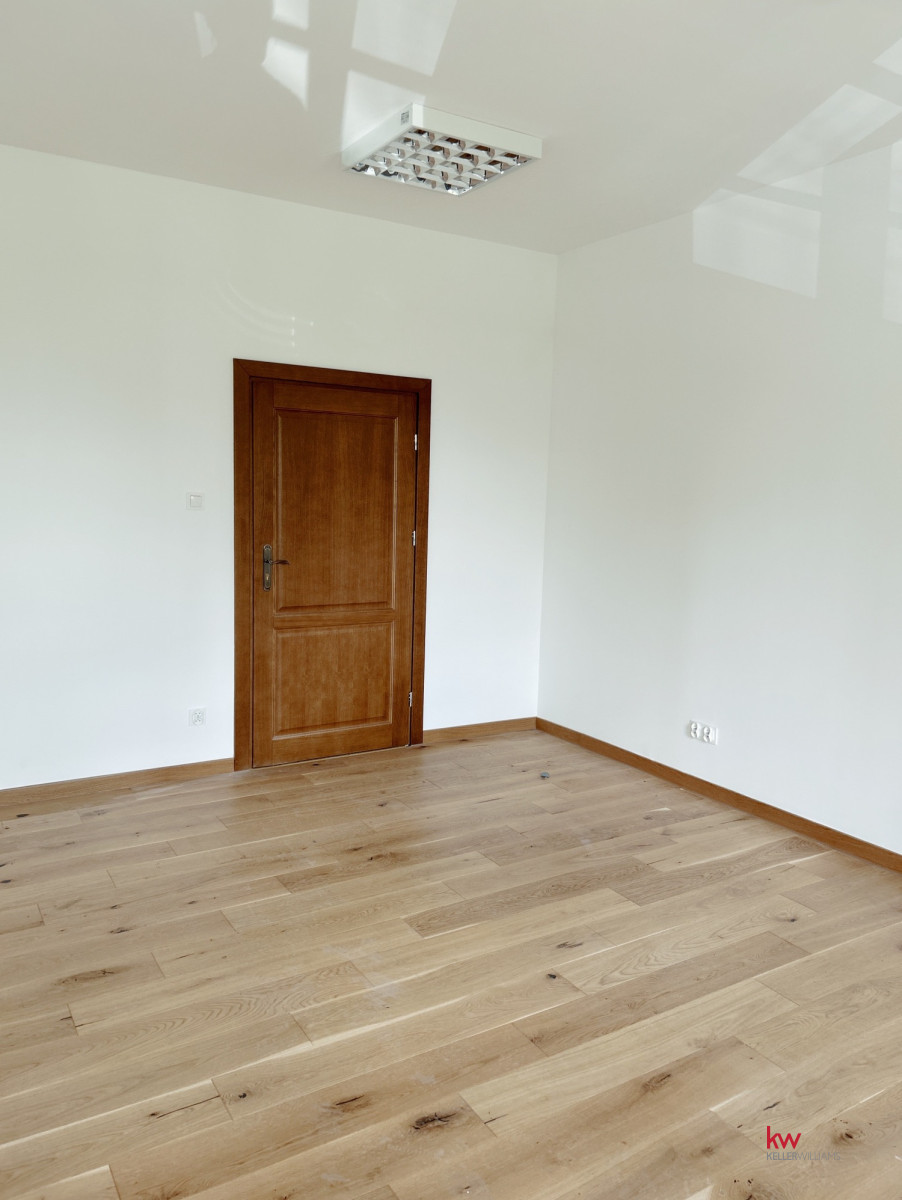 108259544 Na wynajem biuro w prestiżowym miejscu w Sztumie