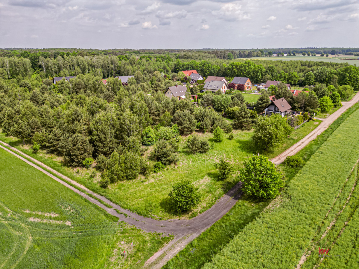 108306617 Działka budowlana Długa Goślina – 1098 m²