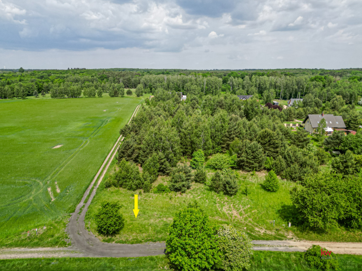 108306650 Działka budowlana Długa Goślina – 1098 m²