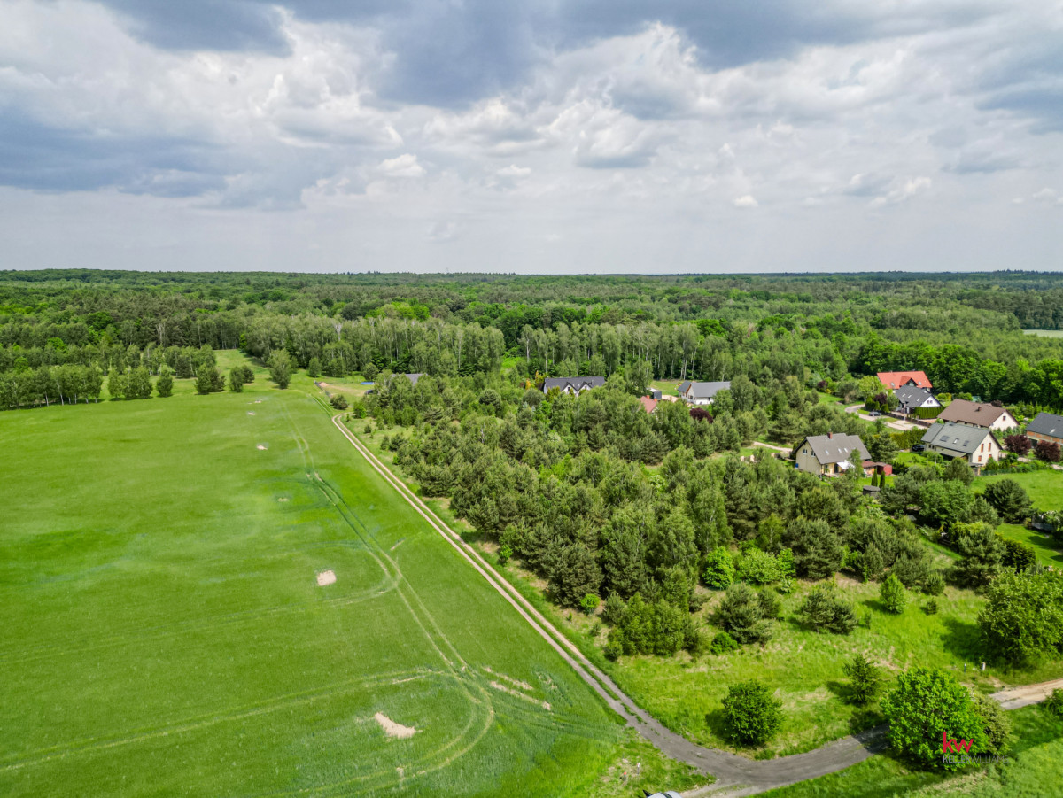 108306755 Działka budowlana Długa Goślina – 1098 m²