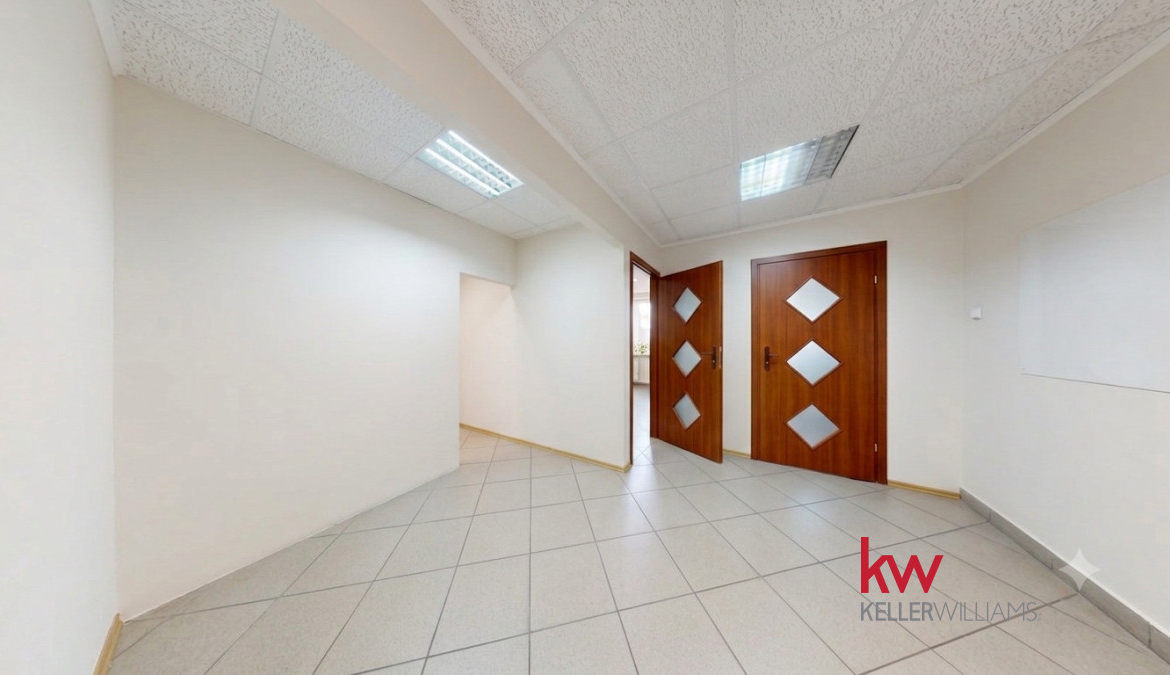 Lokal 65m² pod usługi/gabinety/biura  ul. Poselska