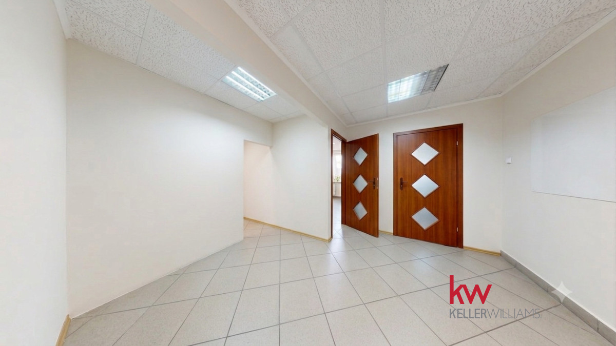 Lokal 65m² pod usługi/gabinety/biura  ul. Poselska