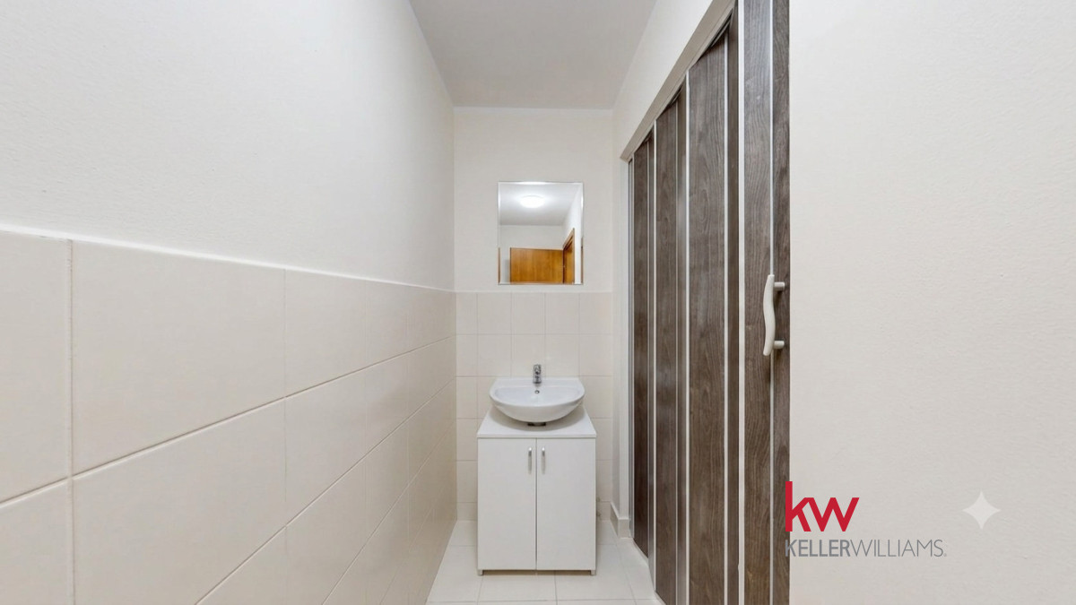 Lokal 65m² pod usługi/gabinety/biura  ul. Poselska