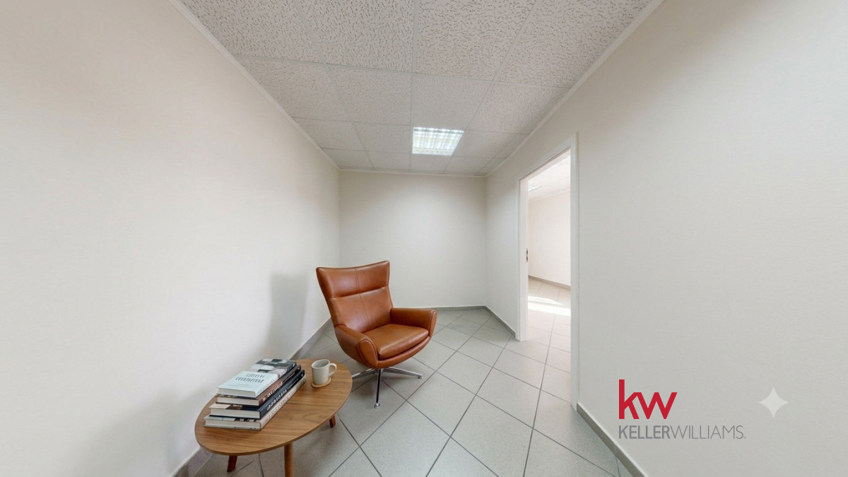 Lokal 65m² pod usługi/gabinety/biura  ul. Poselska
