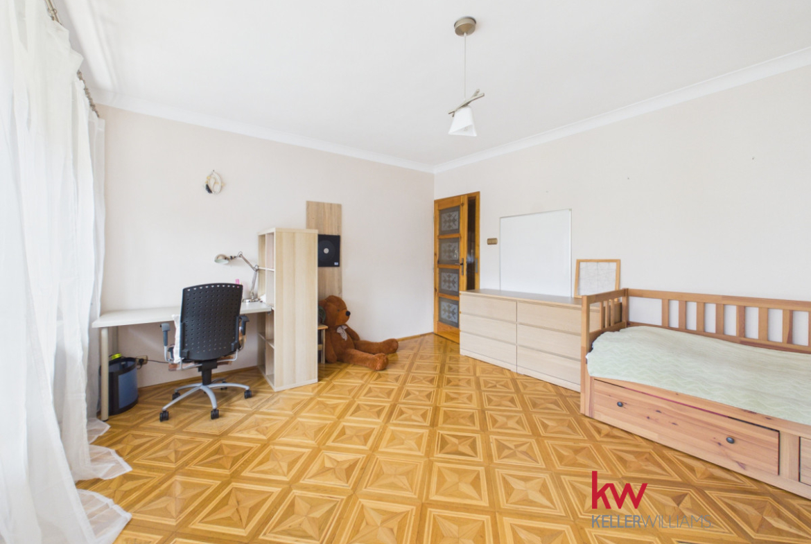Pogoń | Duży dom + garaż 50m2 na pięknej działce