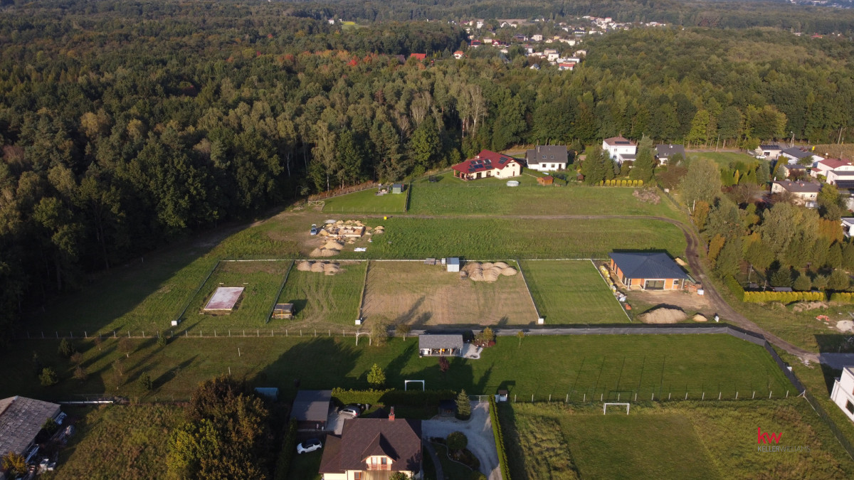 Działka pod lasem w Orzeszu – Media gotowe!