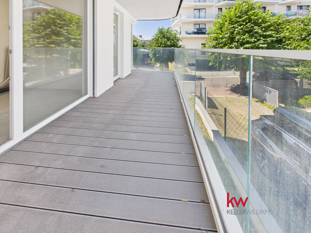 110435009 Nowoczesny apartament 150 metrów od plaży