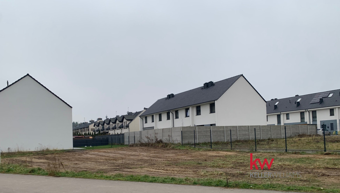 Kamionki, gotowa inwestycja: Działka 620m² + Pozwo