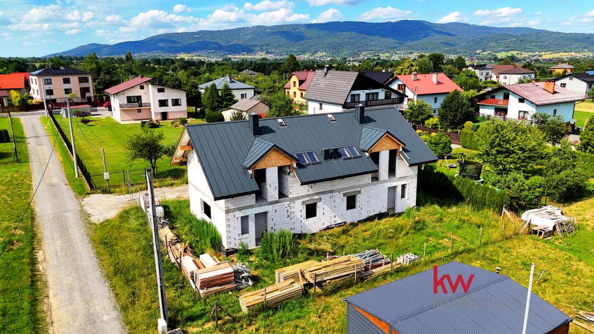 Nowoczesny bliźniak z widokiem na góry – Kalna | 2