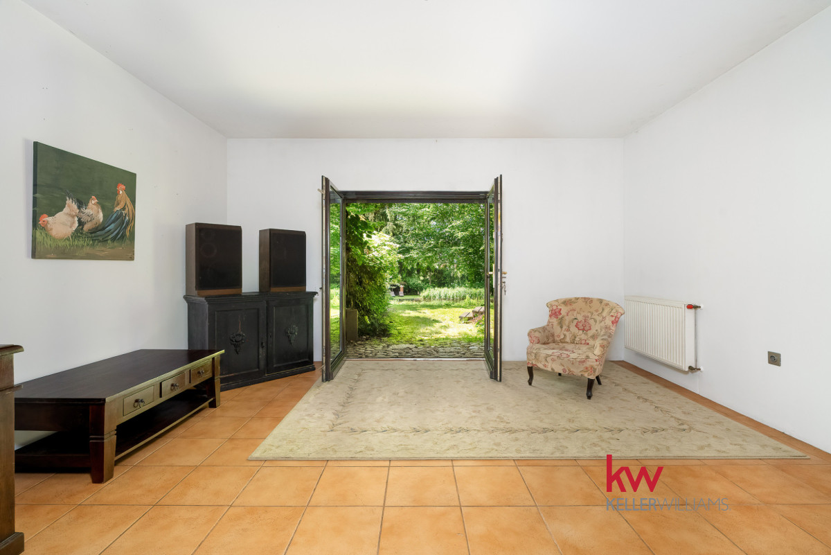 Posesja rezydencjonalna Staw | 2230 m² | Chyby
