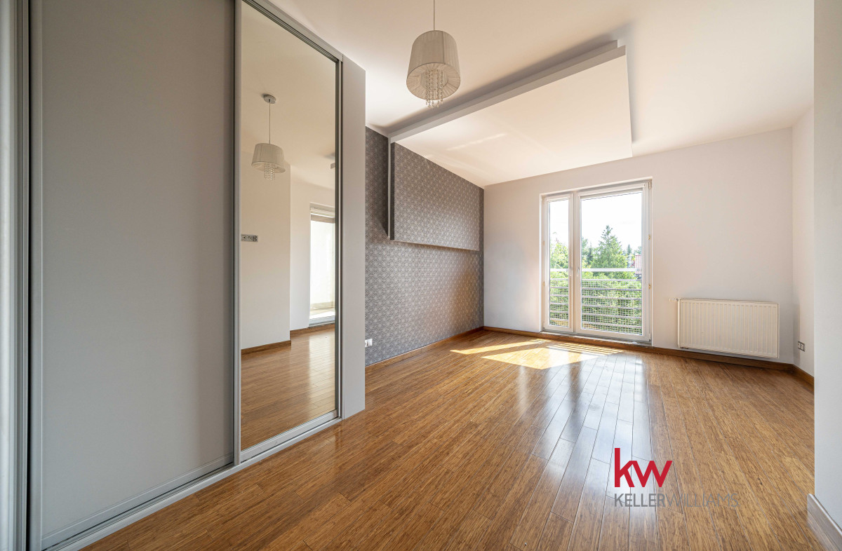 111833573 Przestronne 3 pokoje z 2 loggiami | Tarnowo Podgór