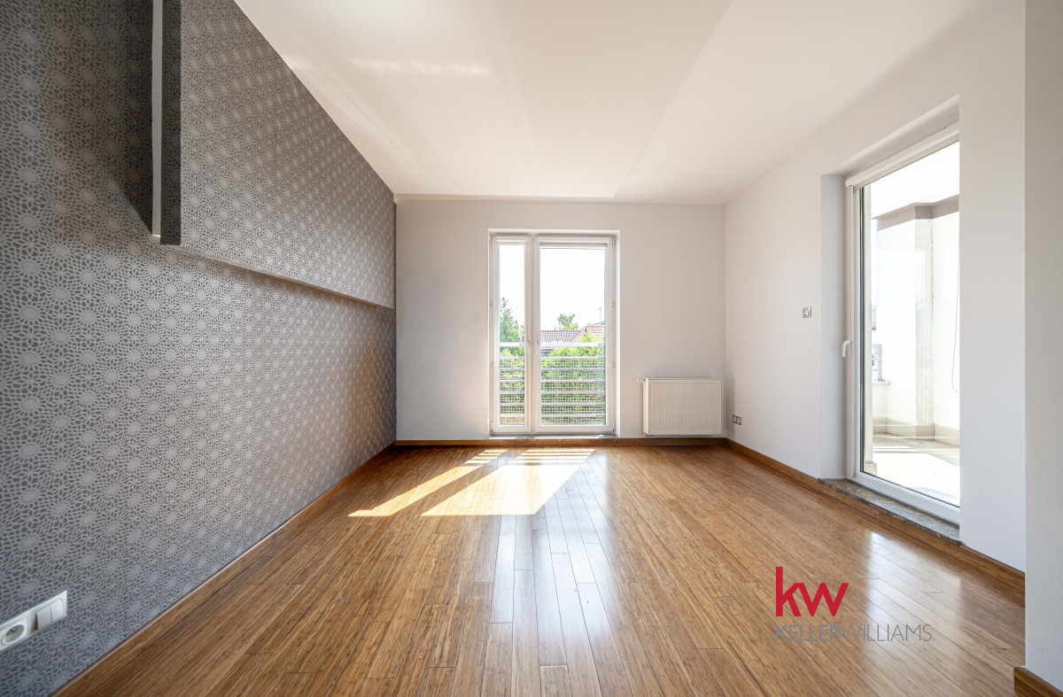 111833624 Przestronne 3 pokoje z 2 loggiami | Tarnowo Podgór