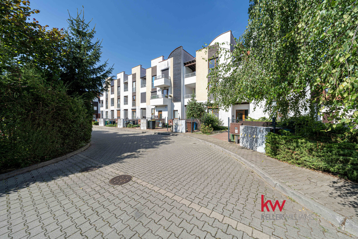 111833837 Przestronne 3 pokoje z 2 loggiami | Tarnowo Podgór