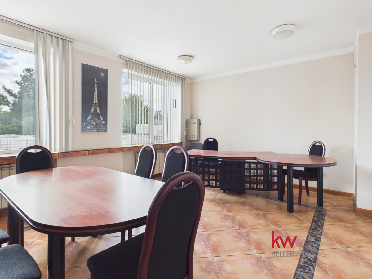 Lokal biurowy Al. Raymonta Gniezno, 4 piętra